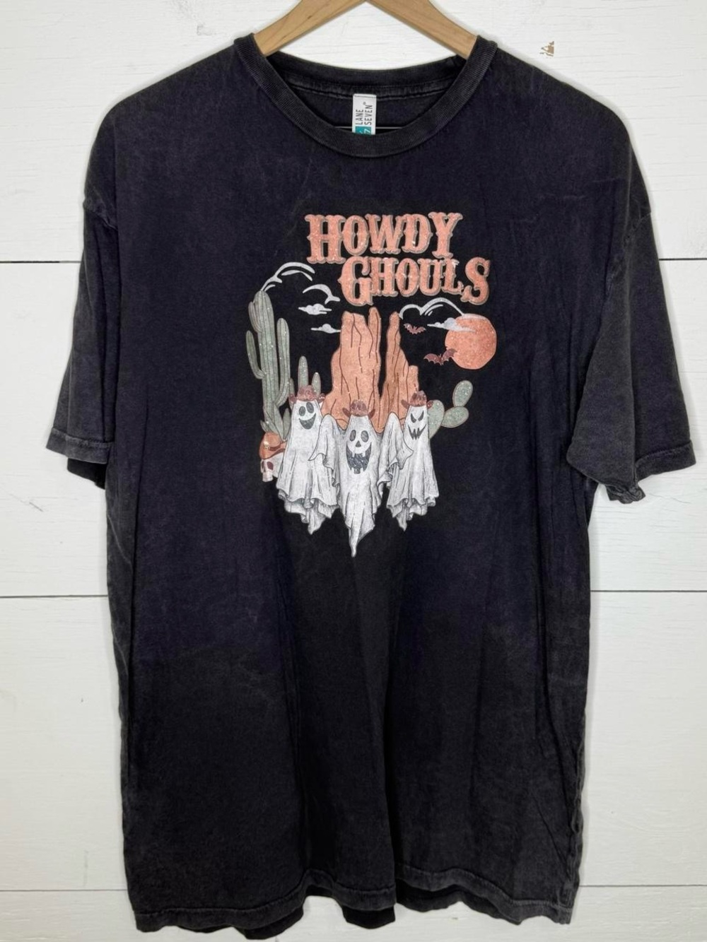 Black Acid Wash Graphic T-Shirt - Howdy Ghouls Size XL